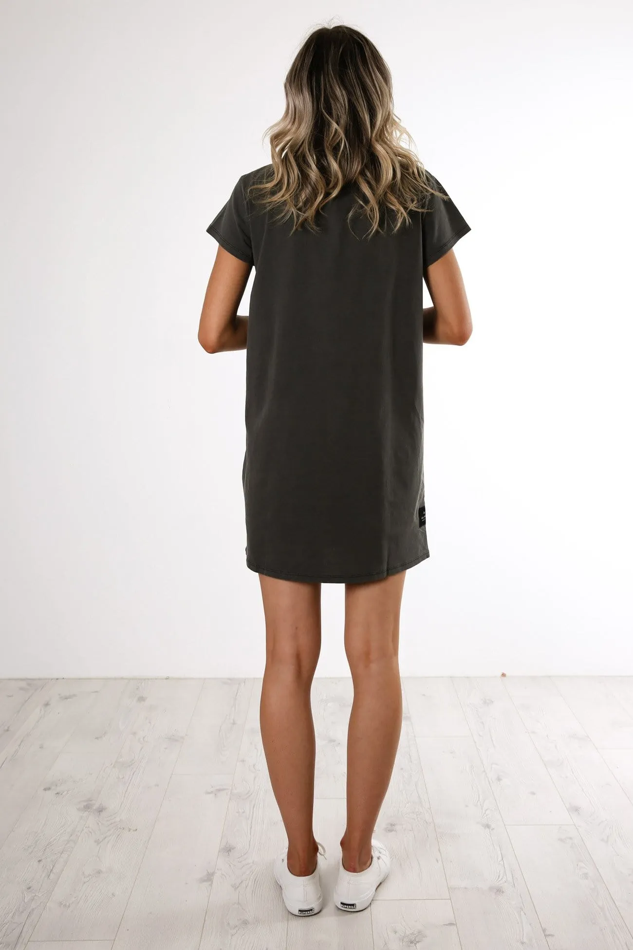 AAEVE Relaxed Tee Dress Black