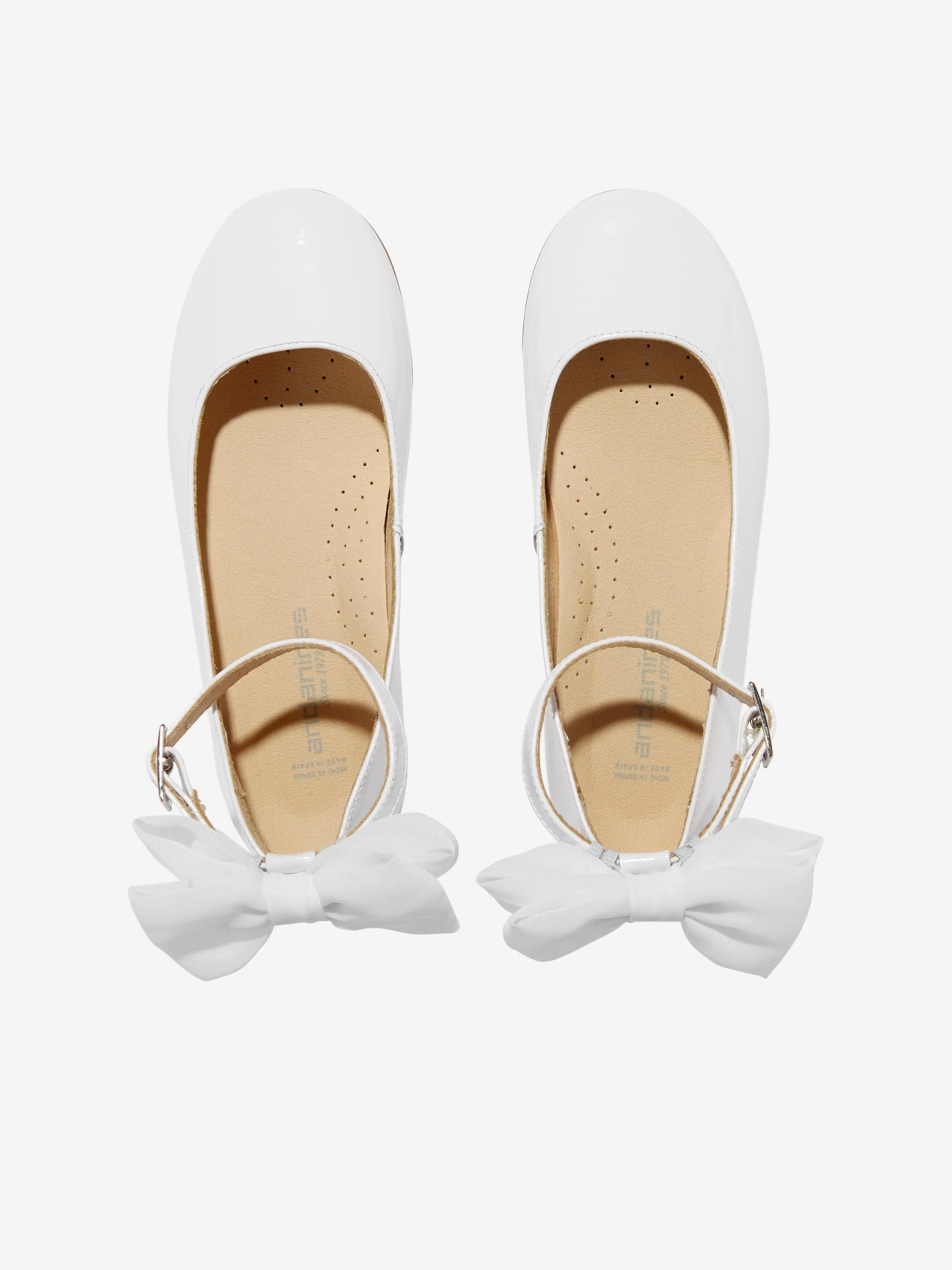 Andanines Girls Pumps With Removable Bow in White