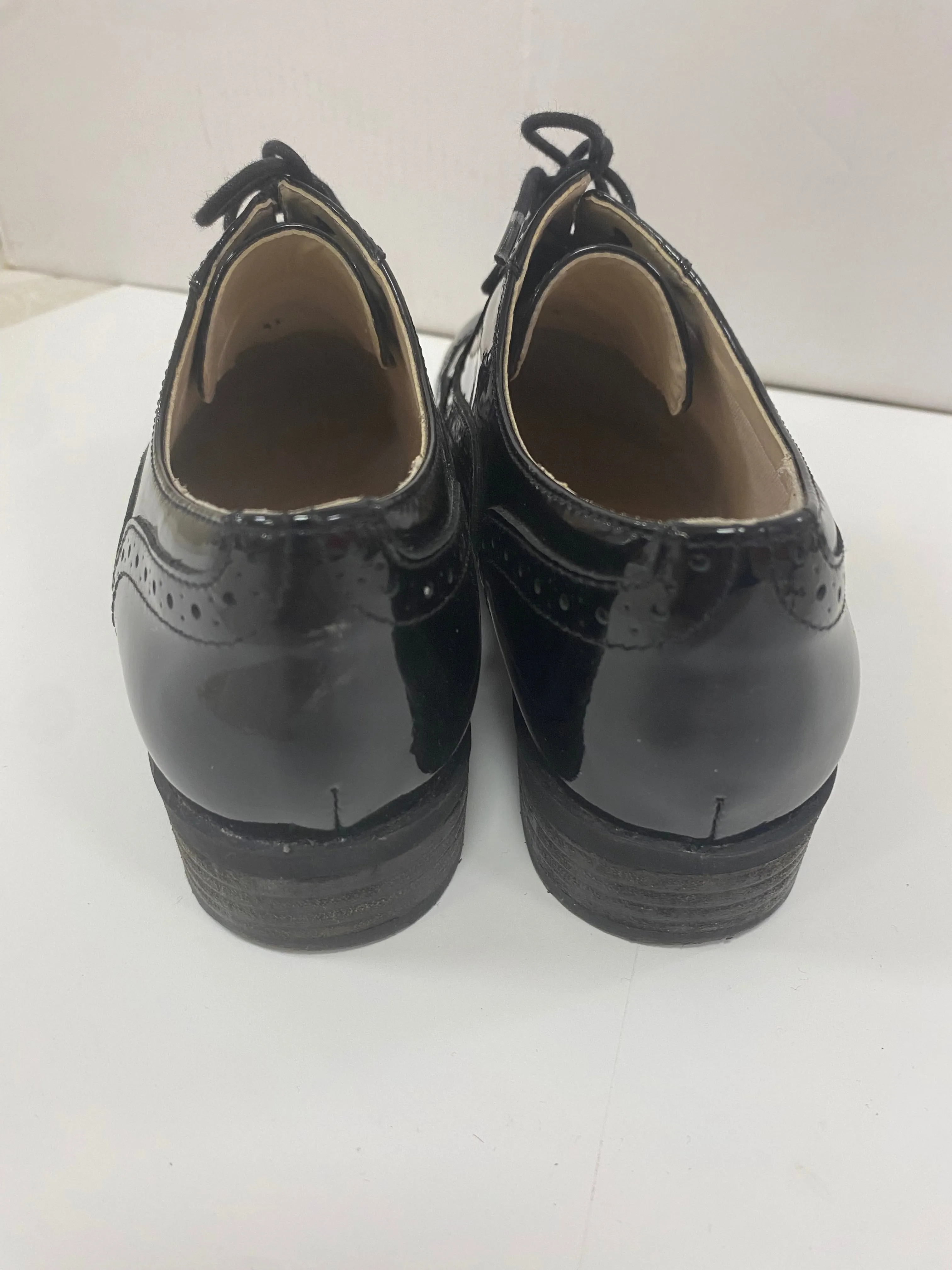 Clarks Cushion Plus Black Patent Leather Lace Up Brogue Shoes Size UK 6 Used