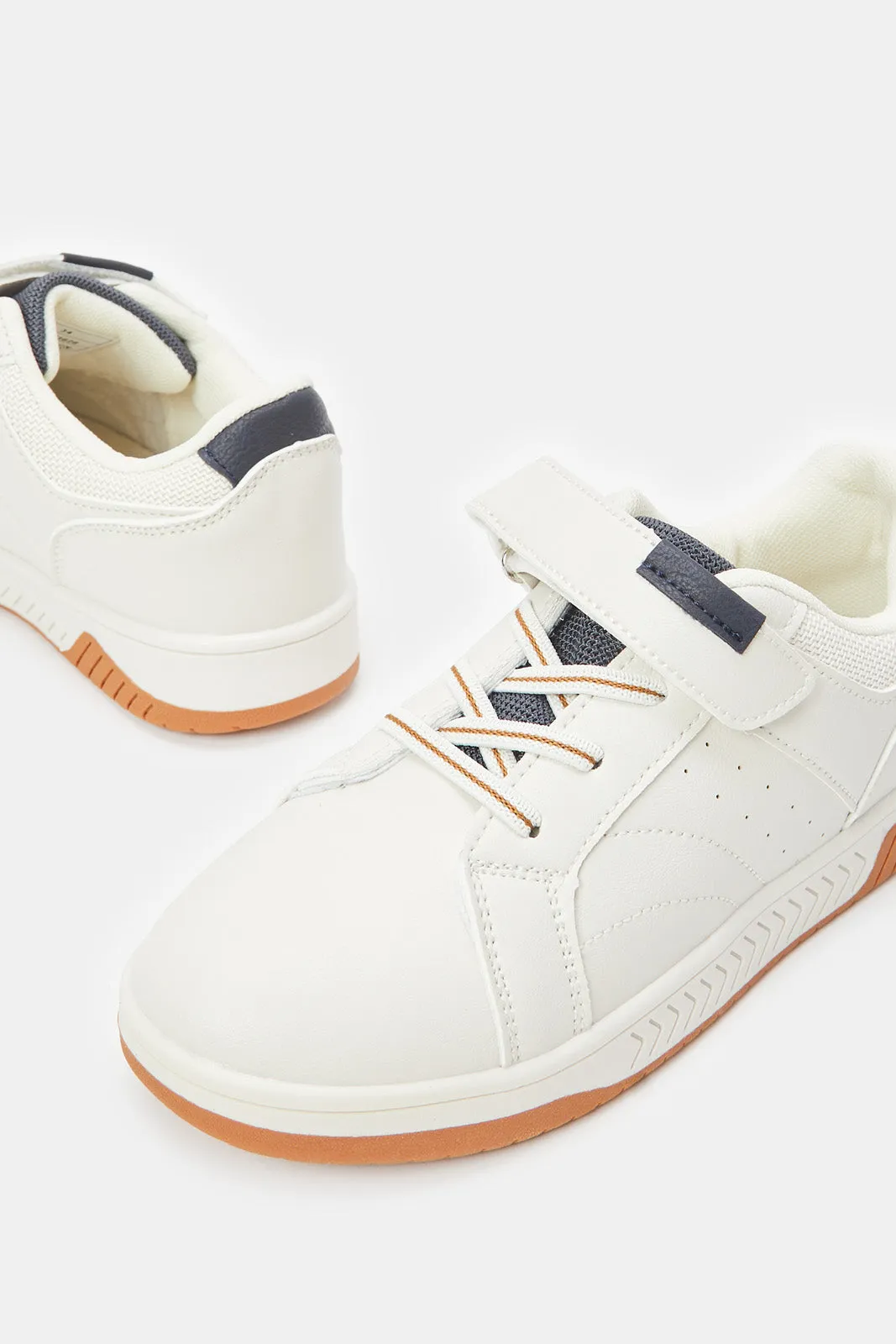 Senior Boys Beige Material Block Sneaker