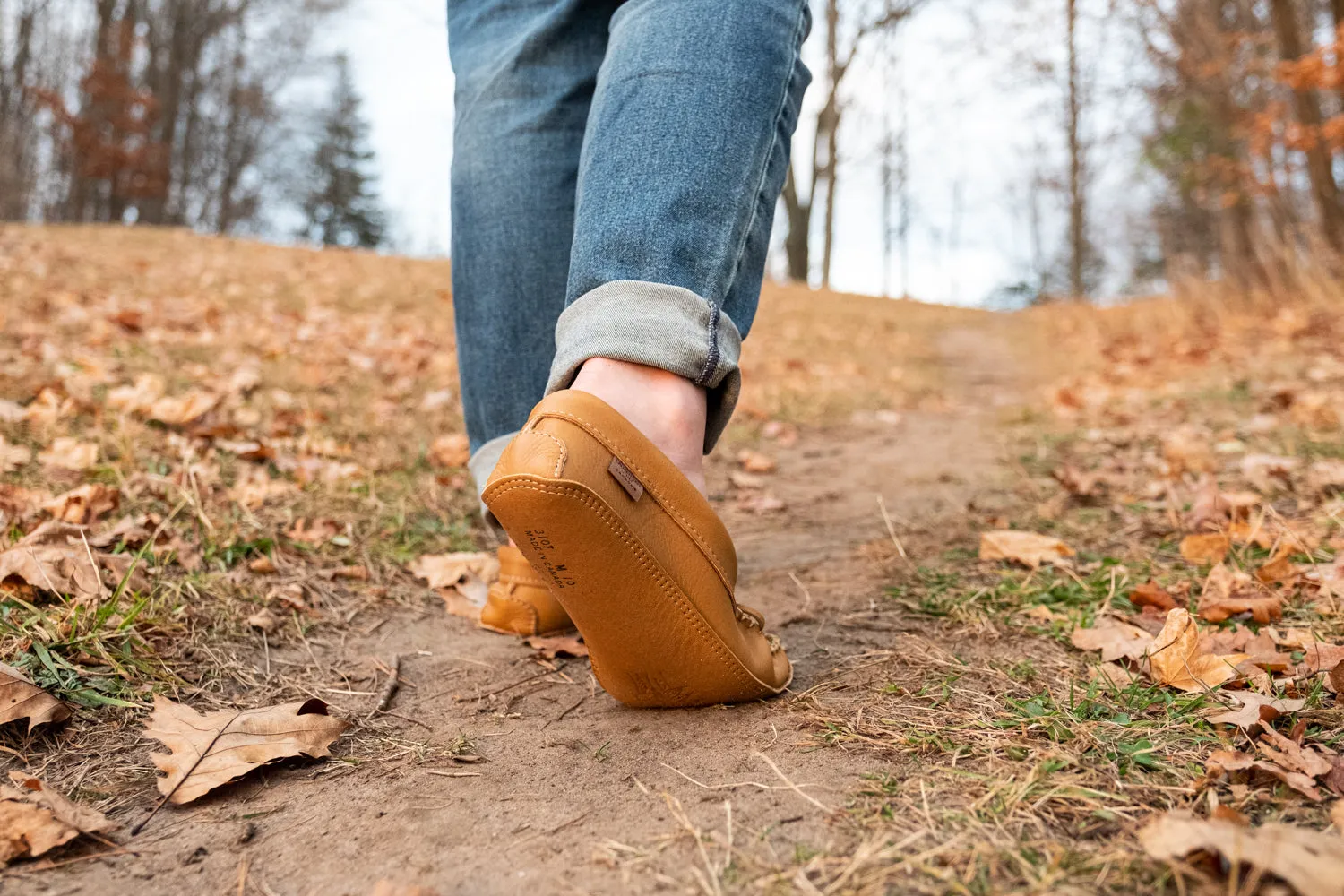 Women's Earthing Moccasins Moose Hide BB3107L